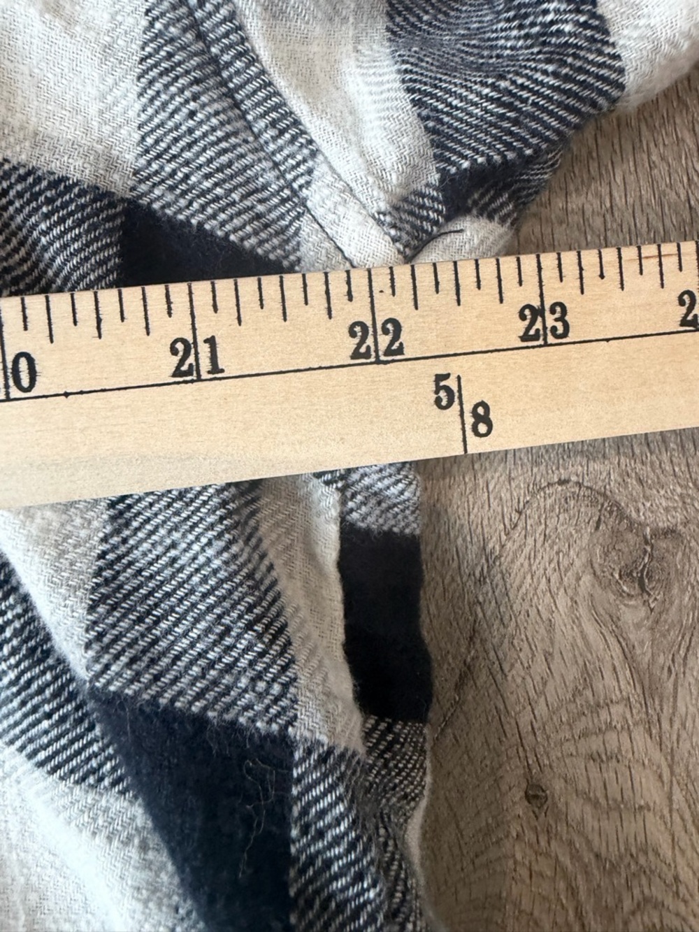 American Eagle Navy & Cream Plaid Hooded Grunge Cropped Shacket - Picture 8 of 10